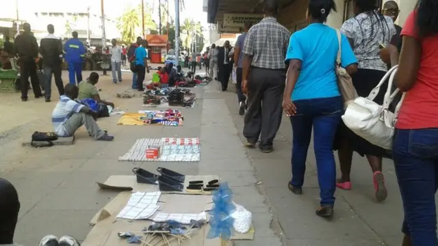 Street vendors in Harare, Zimbabwe