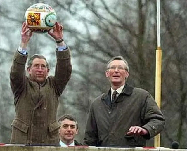 Prince Charles turning up Ashbourne Shrovetide plinth 2003