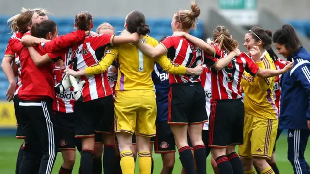 Sunderland Ladies celebrate