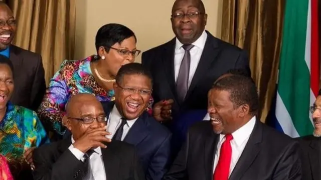 SA cabinet picture