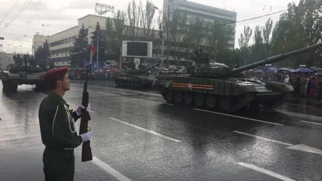 Russian tanks in Donetsk parade