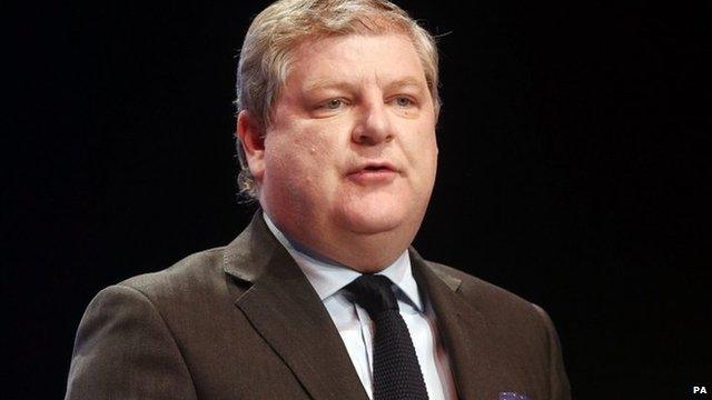 Angus Robertson