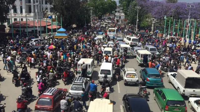 People fled to the streets in Kathmandu when the tremors were felt