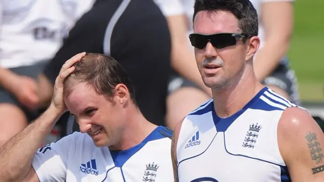 Andrew Strauss (left) and Kevin Pietersen (right)