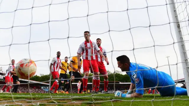 Stevenage v Southend