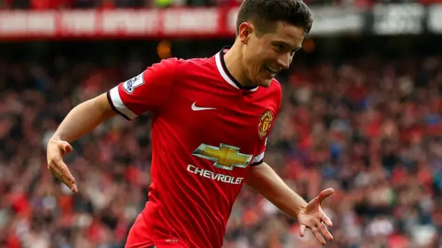 Ander Herrera scores