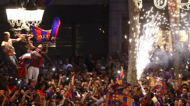 Barcelona fans celebrate