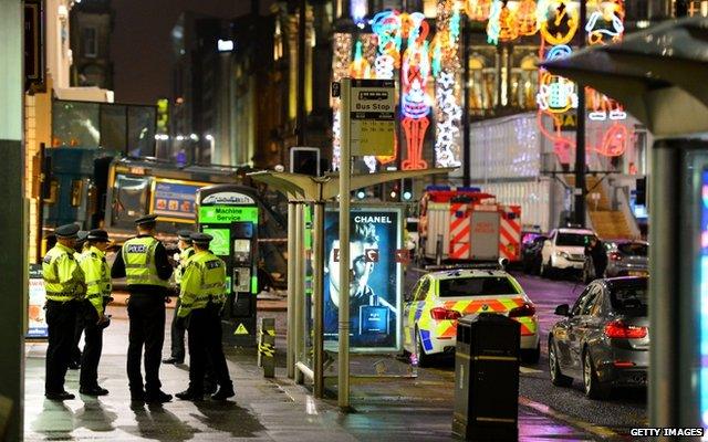 Bin lrry crash, Glasgow