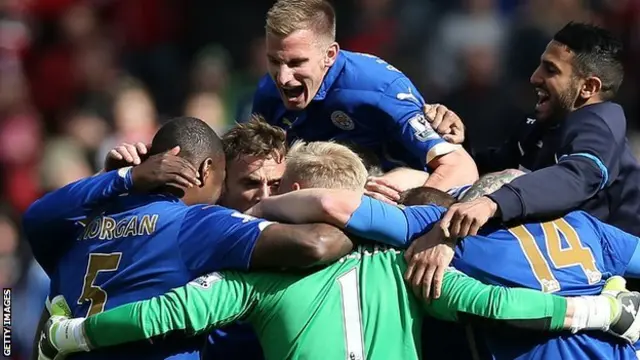 Members of Leicester's team celebrate their draw with Sunderland