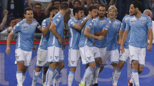 Stefan Radu scores for Lazio