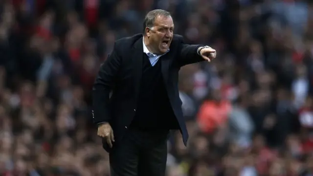 Dick Advocaat shouts from the touchline