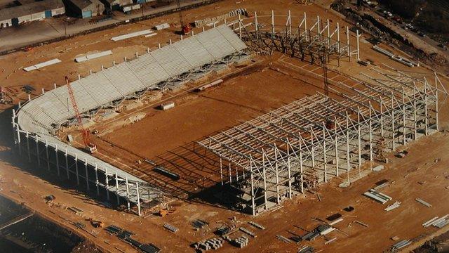 Riverside being built