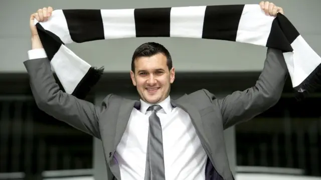 St Mirren manager Ian Murray