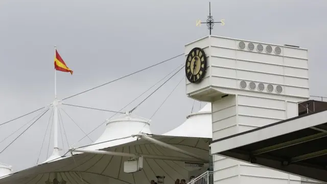 Lord's clock