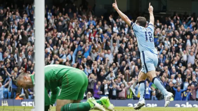 Frank Lampard celebrates his goal