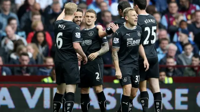 Danny Ings celebrates