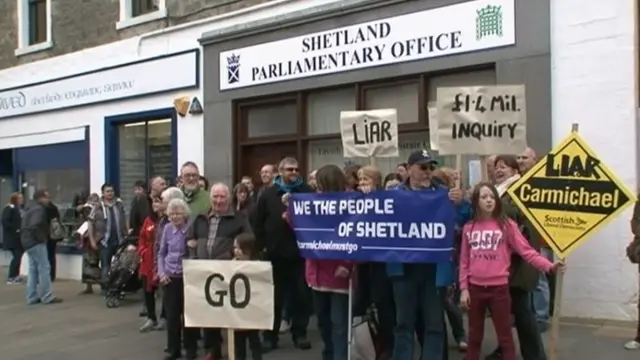 Carmichael protest in Orkney and Shetland at the weekend