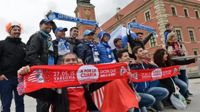 Sevilla and Dnipro fans