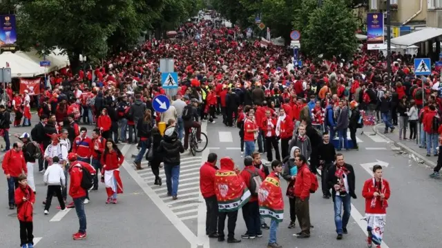 sEVILLA FANS