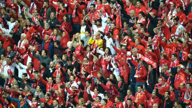 Sevilla fans