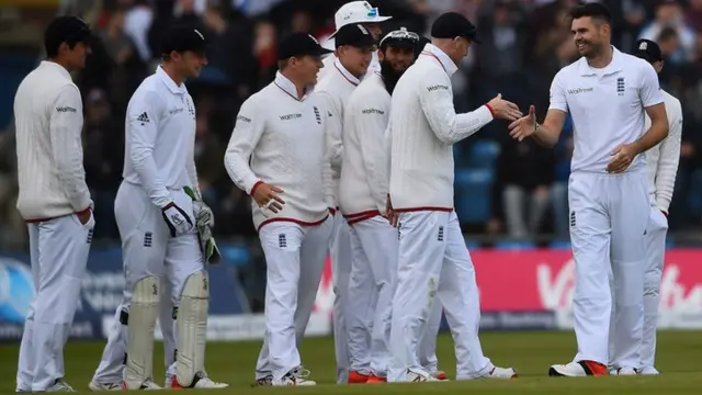 James Anderson takes his 400th test wicket