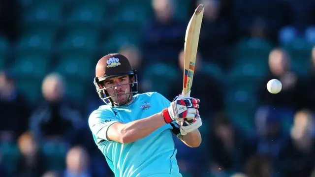 Surrey's Moises Henriques