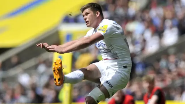 Owen Farrell kick