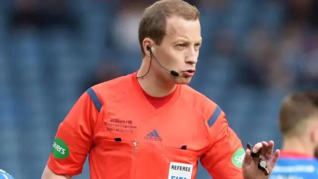 Referee Willie Collum