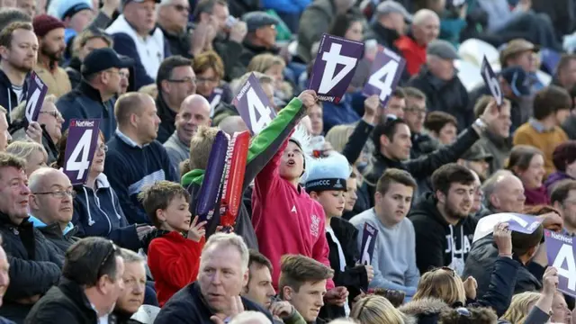 Sussex Crowd