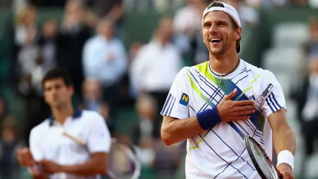 Jurgen Melzer beats Novak Djokovic