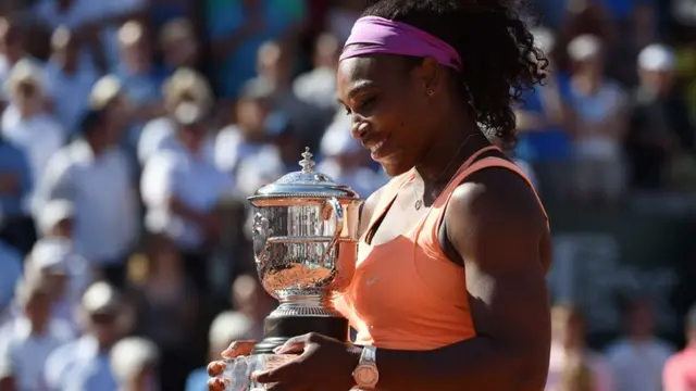 Serena Williams with the trophy