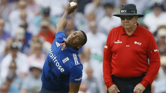 Chris Jordan bowls
