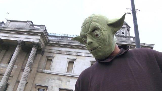 Yoda impersonator