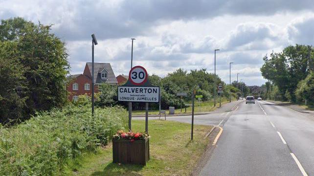 Calverton sign