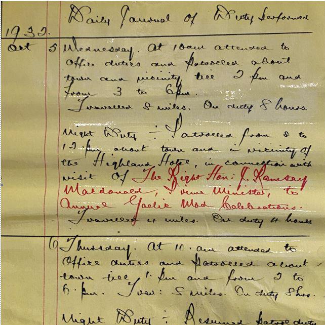 Nota nam Poileas mu thuras a' Phrìomhaire Ramsay Dòmhnallach chun a' Mhòid sa Ghearasdan ann an 1932