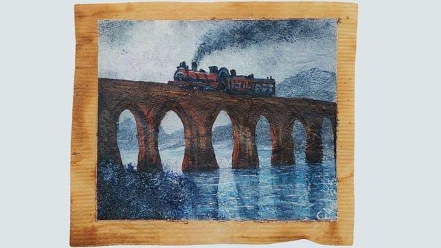 Hogwarts express painted on a teabag.