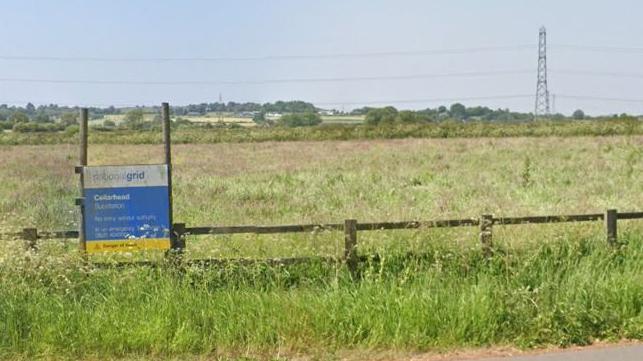 A Google Street View Image Of Cellarhead substation Sign On Land Off Rownall Road Wetley Rocks

The sign is blue and white and backs on to acres of farmland