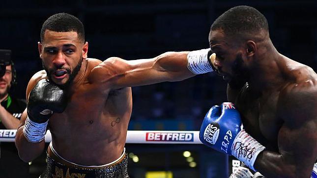 Caoimhin Agyarko v Ishmael Davis