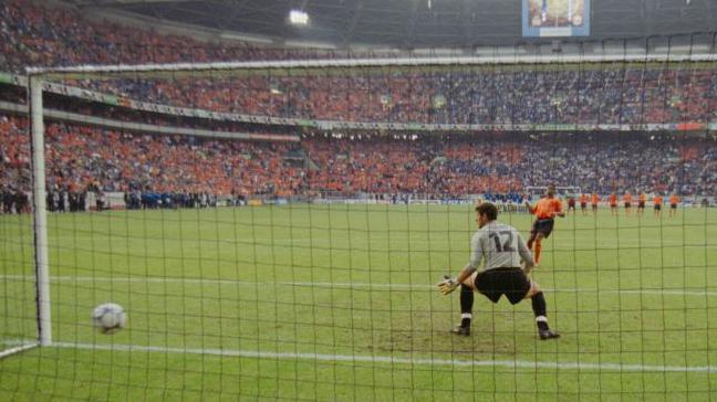 Patrick Kluivert scores for the Netherlands