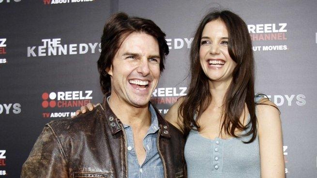 Tom Cruise and Katie Holmes in Beverley Hills march 2011