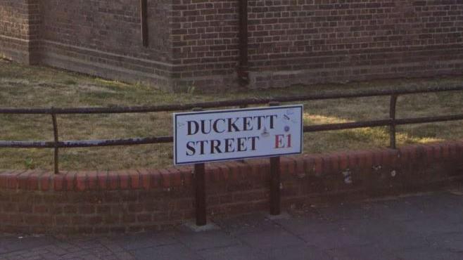 Duckett Street sign