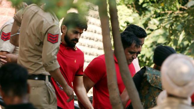 BATHINDA, INDIA - SEPTEMBER 12: Gangster Lawrence Bishnoi was produced by the police at the Bathinda Court Complex in extortion case on September 12, 2022 in Bathinda, India. (Photo by Sanjeev Kumar/Hindustan Times via Getty Images)
