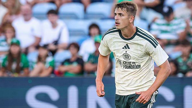 Maik Nawrocki in action for Celtic