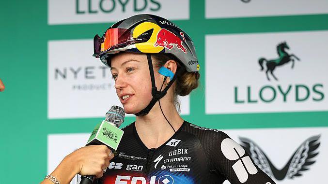 Lauren Dickson at the Tour of Britain Women
