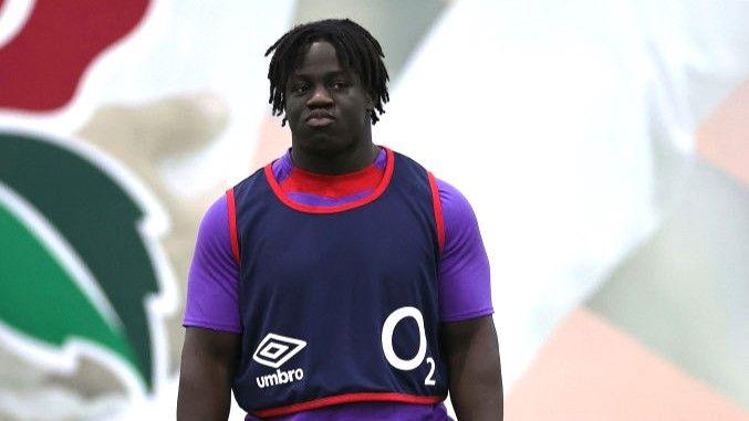 Asher Opoku-Fordjour in England training kit