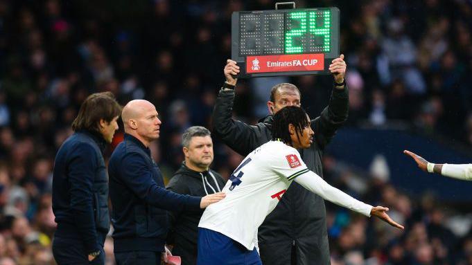 Djed Spence being subbed on during an FA Cup game in January 2023
