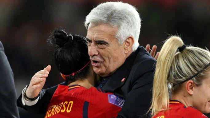 Jennifer Hermoso of Spain is embraced by Pedro Rocha