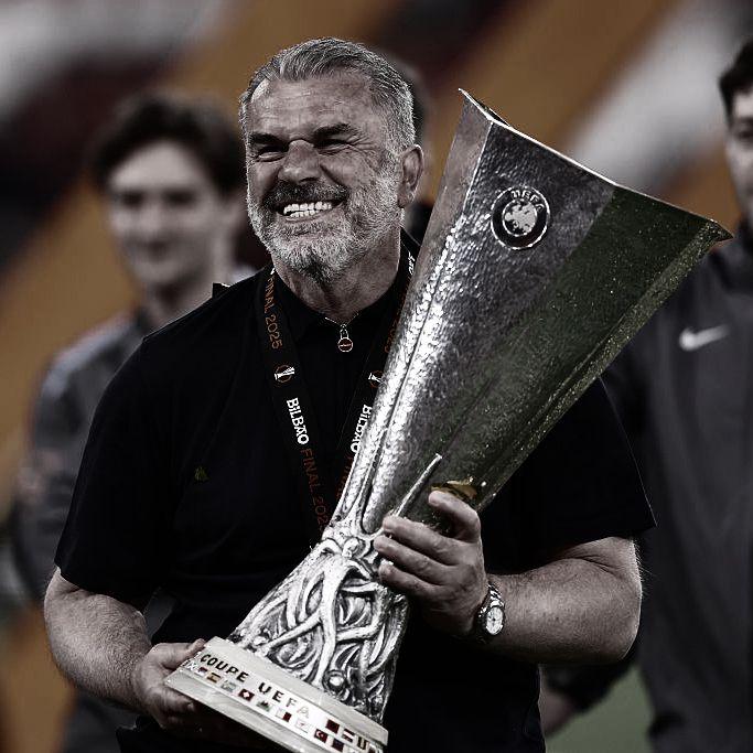 Ange Postecoglou with the Uefa Europa League trophy 