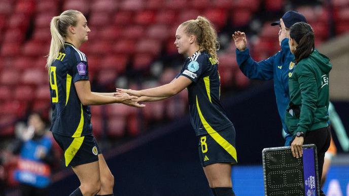 Scotland's Lauren Davidson is replaced with Mia McAulay