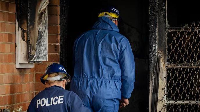 Police at the Lalor Park fire